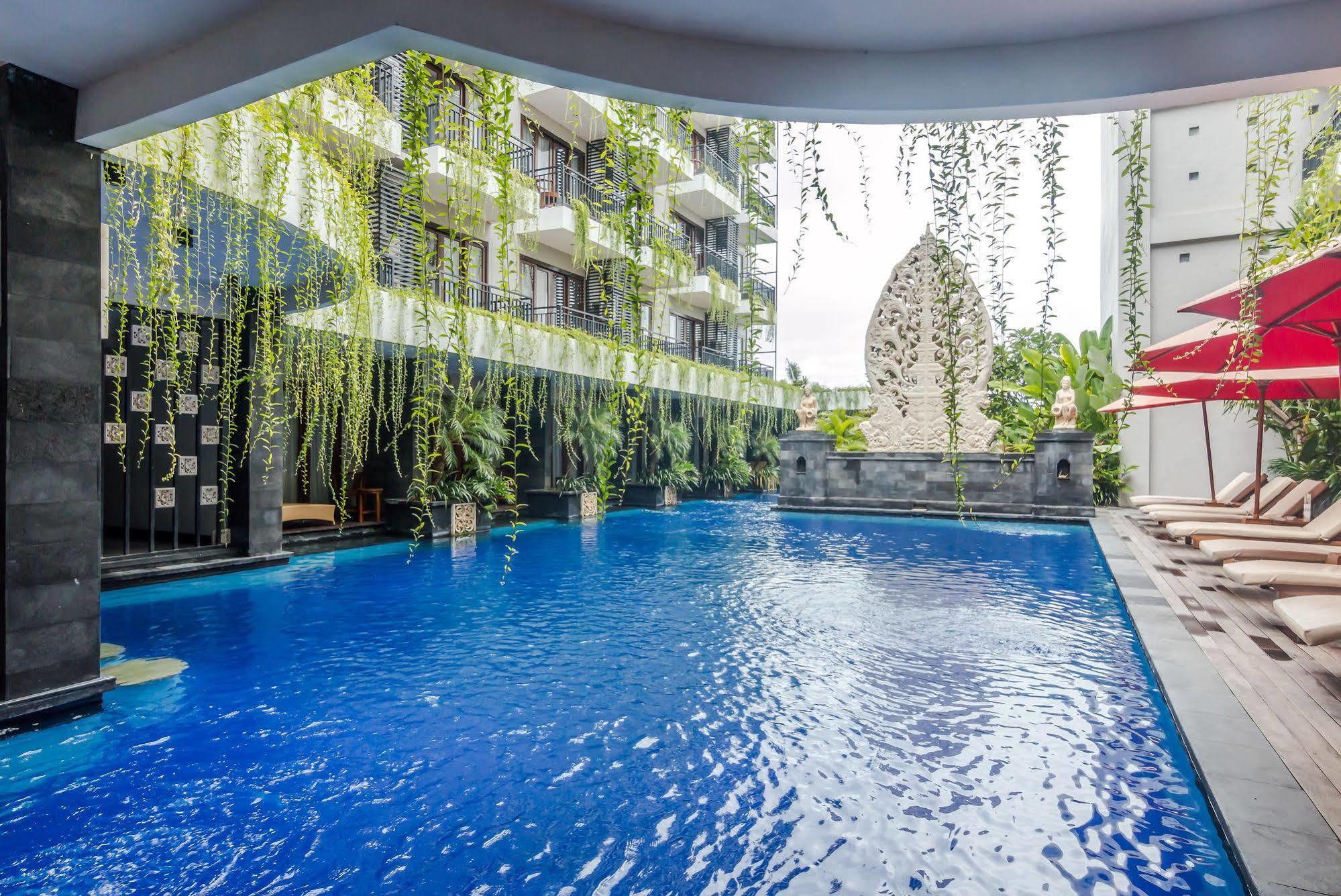 Zen Rooms Seminyak Pangkung Sari Luaran gambar